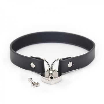 Ple'sur Pvc Collar With Heart Lock & Key Black